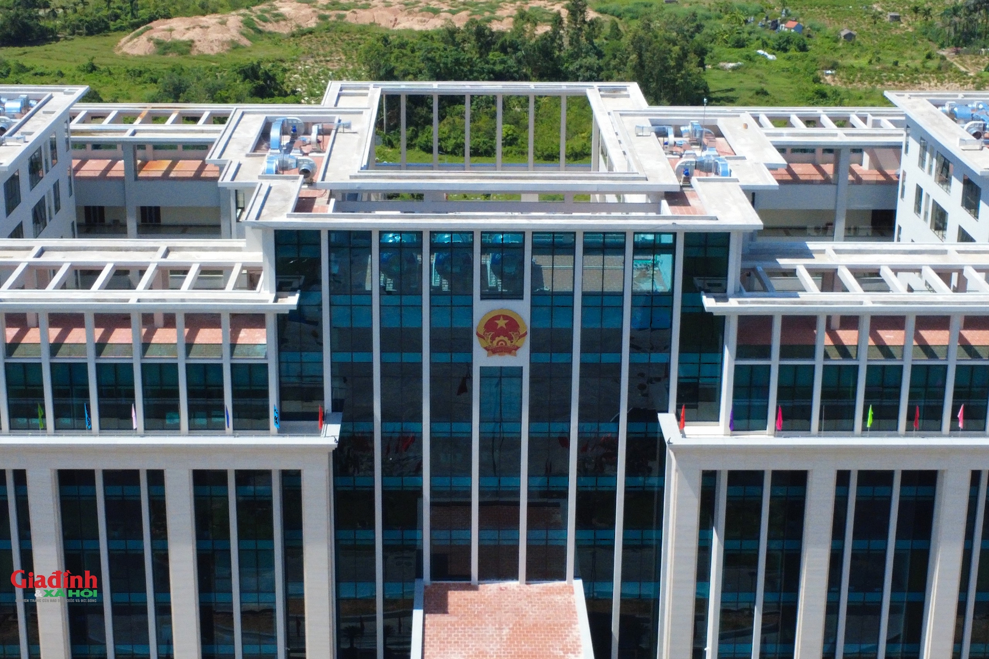 Hệ MEP trên mái UBND - Đông Anh